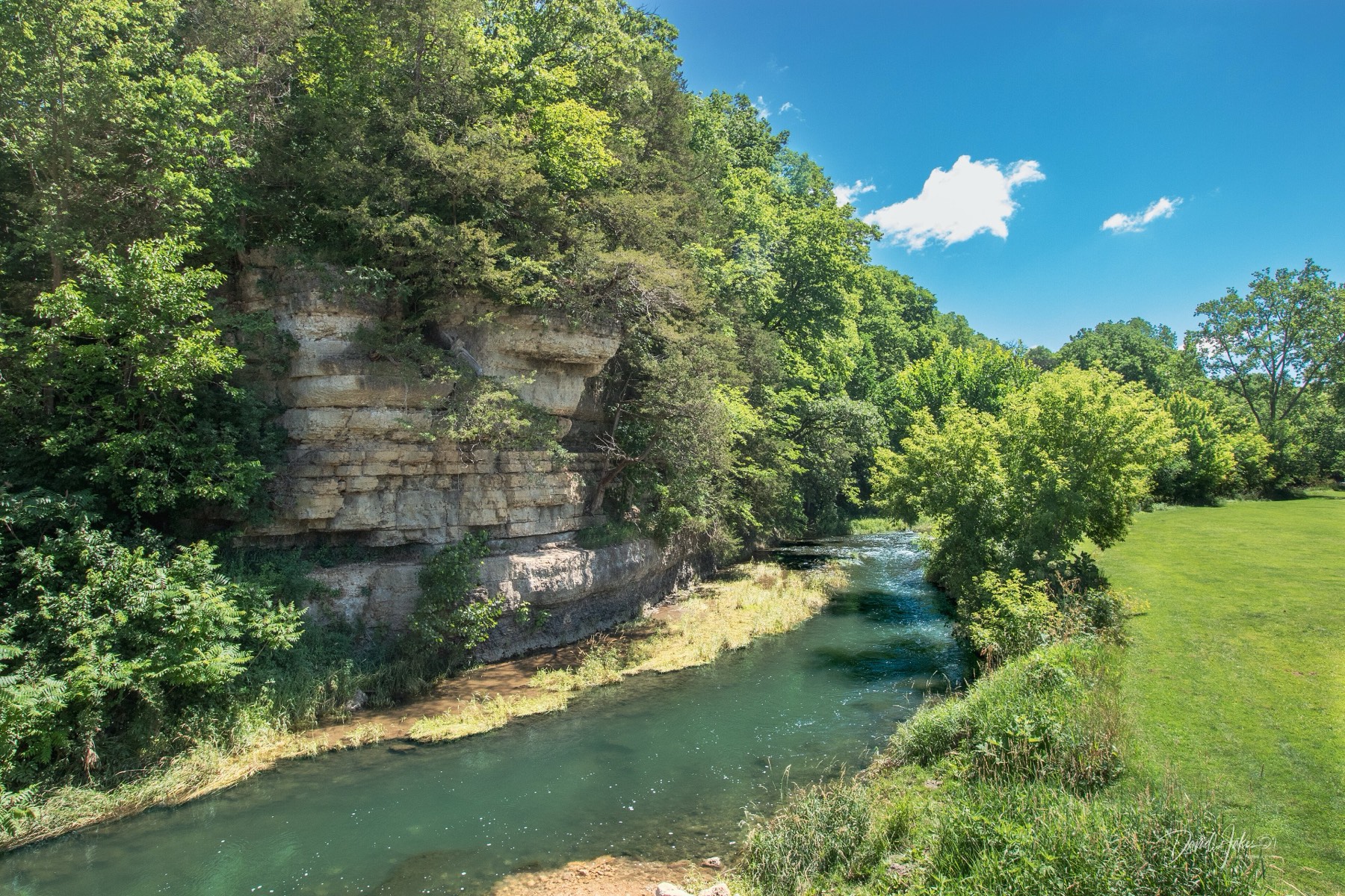 Apple River Canyon State Park